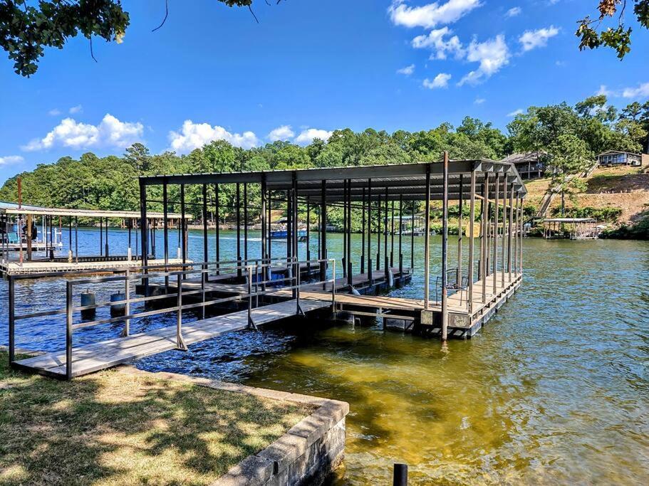 #05 - Lakefront Two Bedroom Cottage- Pet Friendly Hot Springs Exterior foto